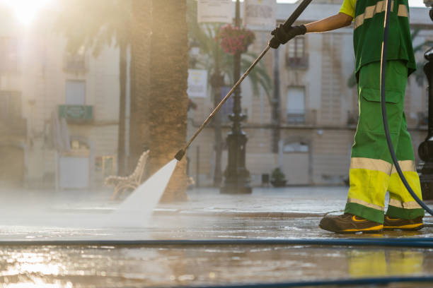 Best Animal Enclosure Cleaning  in Kountze, TX